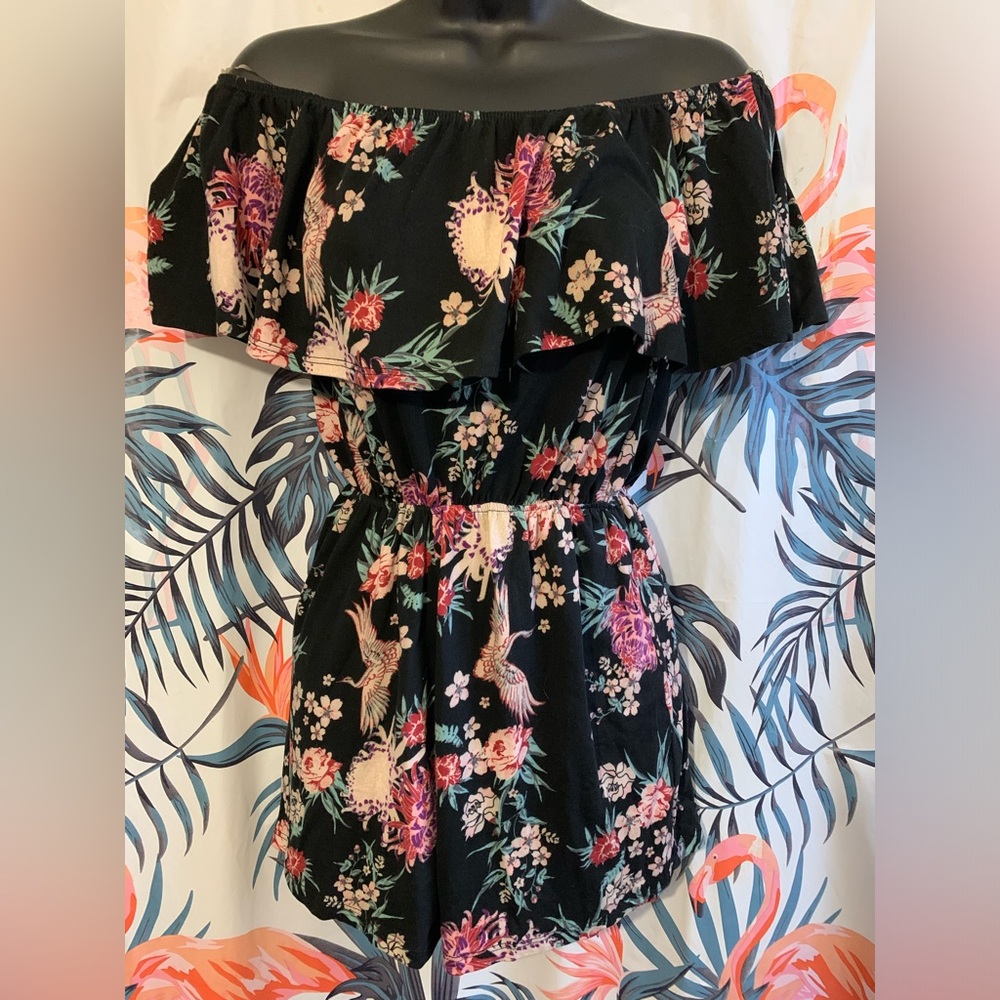 🔥5/$25 Almost Famous Romper Sz S
